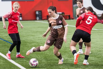 Bild 37 - wBJ FC St. Pauli - Walddoerfer SV : Ergebnis: 3:4